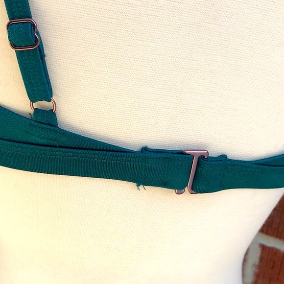 NWT CALIA by Carrie Underwood Lattice Front Top - Picture 3 of 8